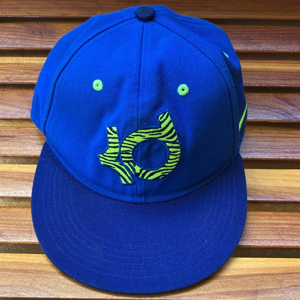 RARE Nike Kevin Durant Snapback Zebra KD Hat Cap Royal & Navy Blue / Lime Swoosh